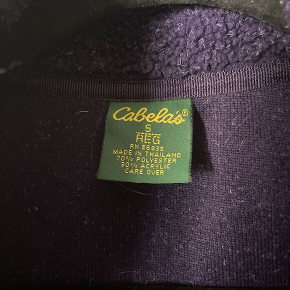 Cabelas Womens Fleece Vest Small Purple Outdoor Hiking Cabin Camp Zip Up Warm - Picture 3 of 10